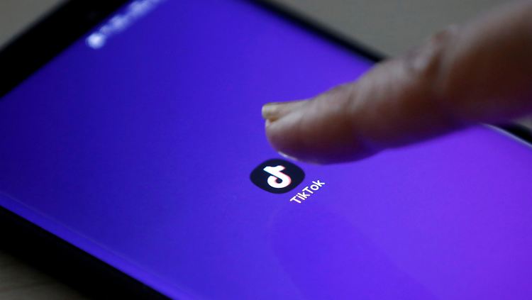 Die App TikTok gehört einem chinesischen Unternehmen.