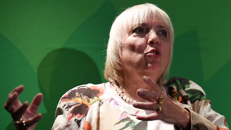 Claudia Roth spricht von einer "langen Liste versuchter Einschüchterungen".