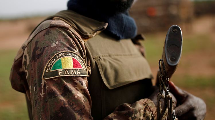 Bei dem Angriff wurden 49 Soldaten getötet und drei weitere verletzt.