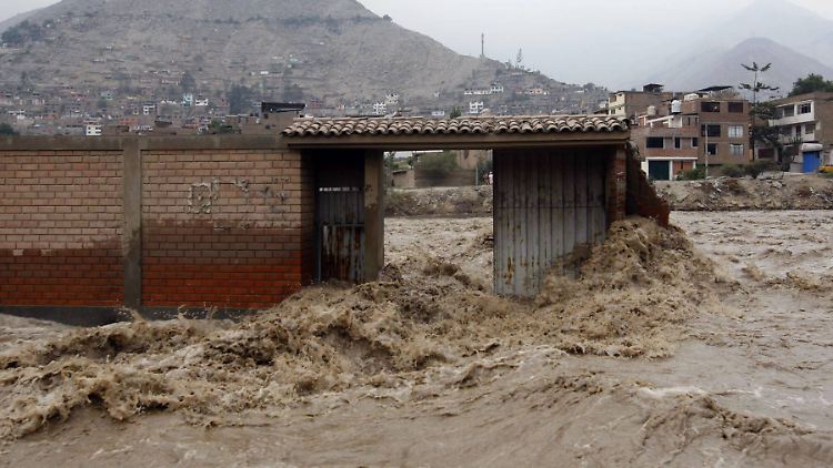 In Peru starben 2017 bei durch El Niño verursachten Überschwemmungen rund 70 Menschen.