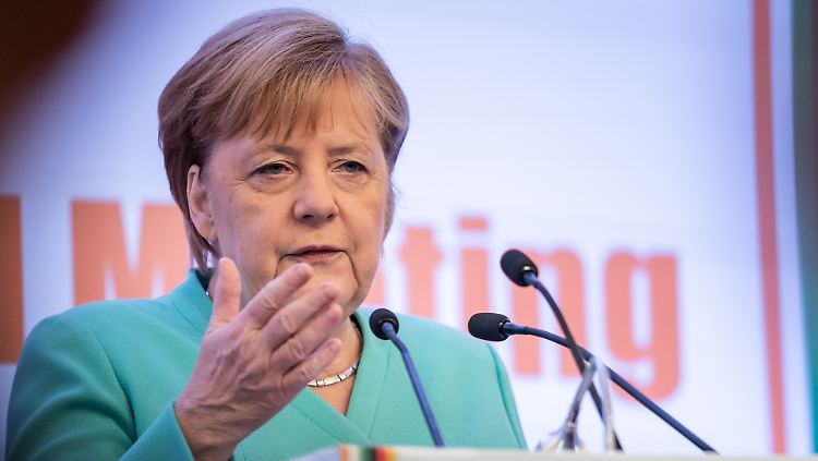 Kanzlerin Merkel lässt manche Kritik aus Ostdeutschland nicht gelten.