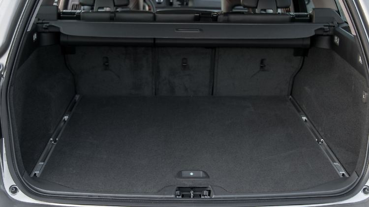 Der bis zu 1.600 Liter große Kofferraum lässt sich durch getrennt umlegbare Fondsitze noch um einiges erweitern.