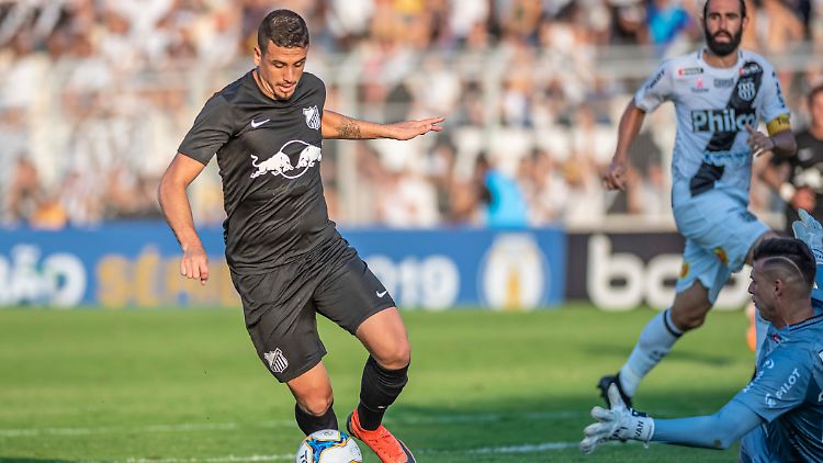 Peixoto und RB Bragantino steigen in die erste brasilianische Liga auf.