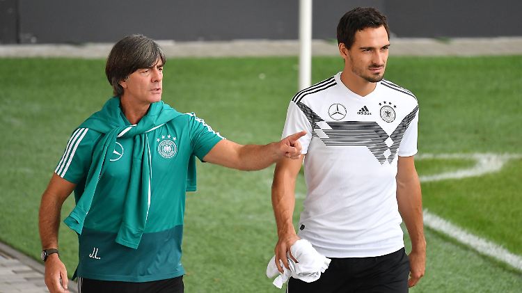 Wie angekündigt verzichtet Bundestrainer Joachim Löw auf den Dortmunder Mats Hummels.
