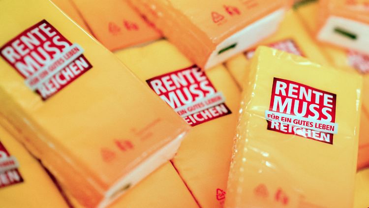 Die Rente soll reichen - aber einig wird sich die Koalition beim Thema Grundrente nicht.
