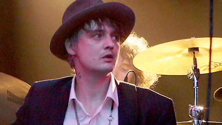 Pete Doherty: Alkoholexzess während Drogenentzugs?