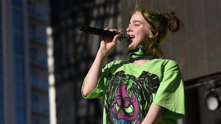 Im Jahr 2019 gelang Billie Eilish der Aufstieg zum international gefeierten Popsternchen. 