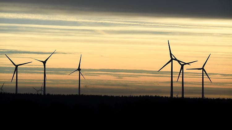 Um die deutsche Windenergiebranche ist es nicht gut bestellt. Wirtschaftsverbände und Gewerkschaften sehen die Politik nun in der Pflicht, allen voran das Bundeswirtschaftsministerium.