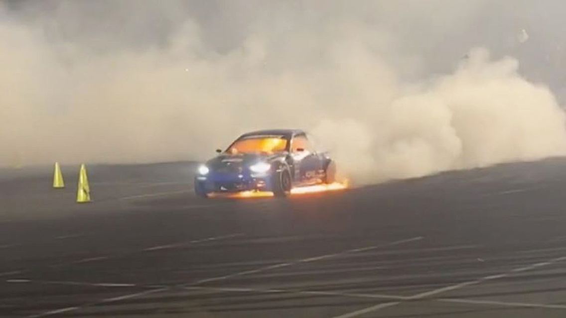 Drift Flammen BMW Motorsport.JPG