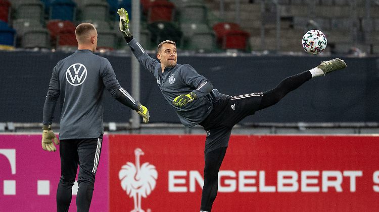 Was die DFB-Spieler um Kapitän Manuel Neuer in Düsseldorf derzeit so zeigen, das ist schon auch ansehnlich.