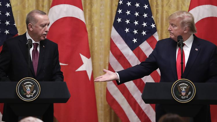 Trafen sich zu Gesprächen im Weißen Haus: der türkische Präsident Erdogan (l.) und sein US-Amtskollege Trump.