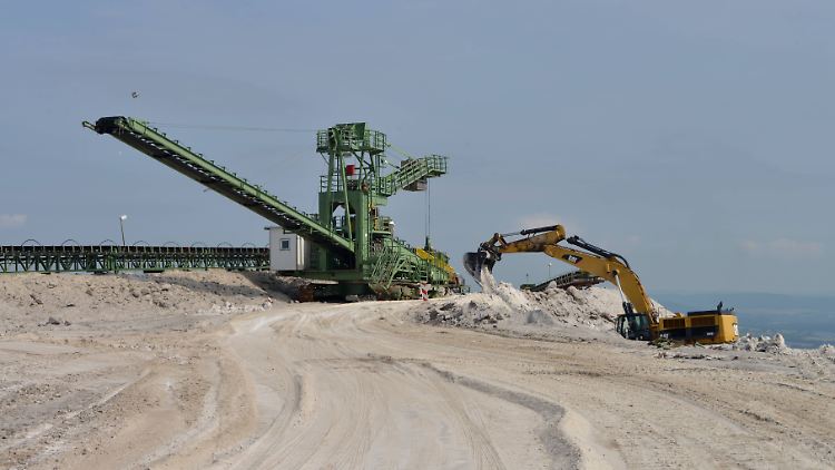 K+S will im vierten Quartal in Standorte investieren - das senkt die Produktionsmenge zusätzlich.