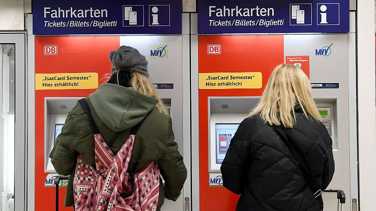 Bahntickets sollen bald günstiger werden.