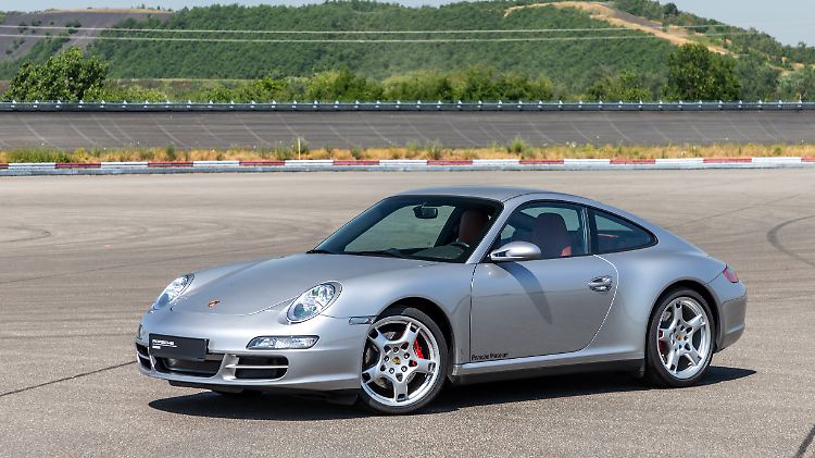 Zwischen 2004 und 2012 hat Porsche den 911 vom Typ 997 gebaut. Hier das Coupé in der Version 4S.