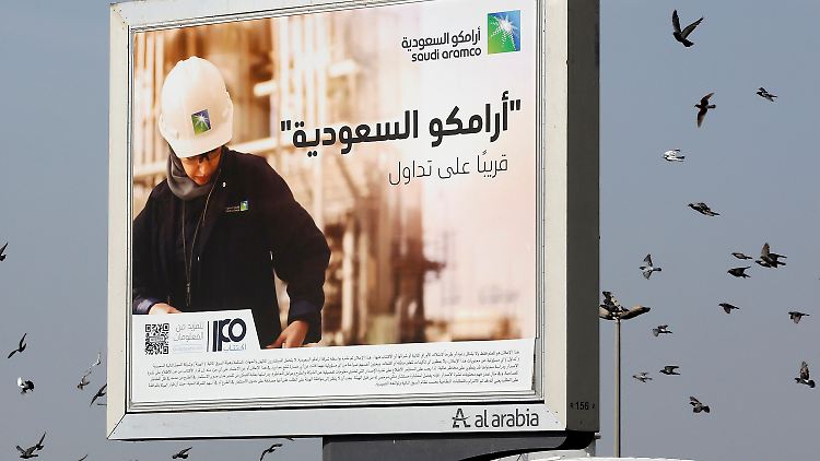 Im ganzen Land wirbt Saudi Aramco für die Aktien. Investieren wird zum patriotischen Akt erhoben.