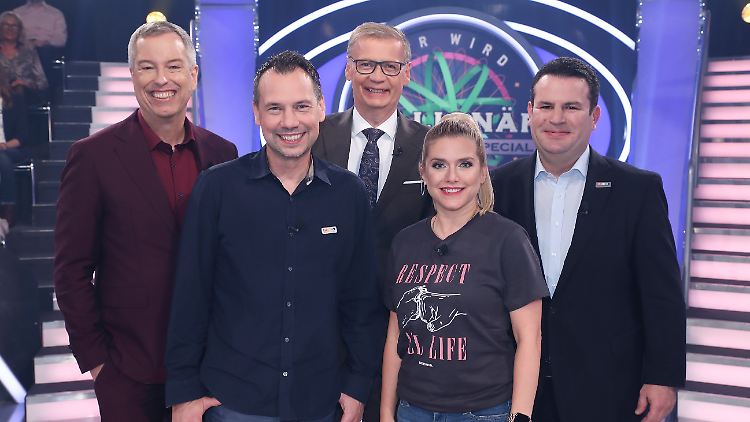 Auch Thomas Hermanns (l.), Sebastian Fitzek und Jeanette Biedermann sind beim Promi-Special mit von der Partie.
