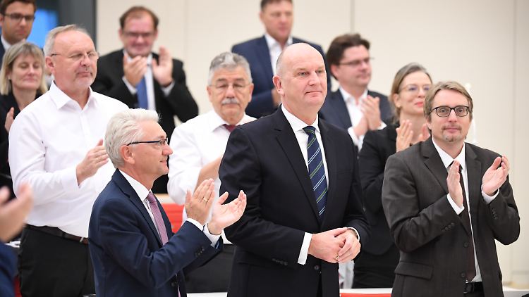 Dietmar Woidke bleibt Landeschef in Brandenburg.