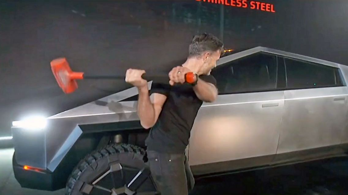 TeslaPickup.jpg