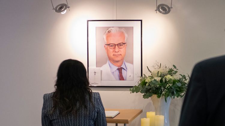 Fritz von Weizsäcker wurde 59 Jahre alt.