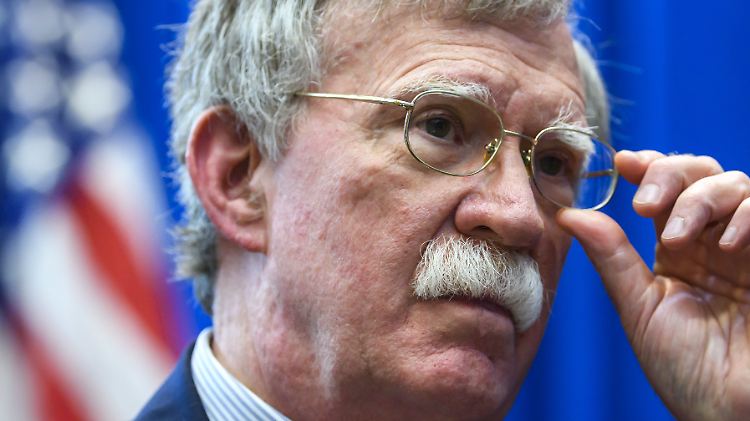 Befürchtet das Weiße Haus eine Aussage von John Bolton?