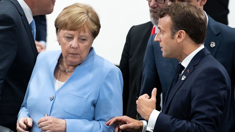 Die Stimmung zwischen Macron und Merkel ist frostig.