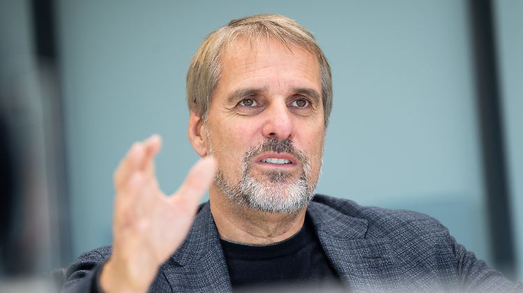 Personal- und Arbeitsdirektor bei Daimler: Wilfried Porth.