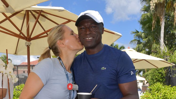 Tina Hojnik scheute sich nicht davor, Seal vor den Kameras der Fotografen einen Kuss auf die Wange zu drücken.