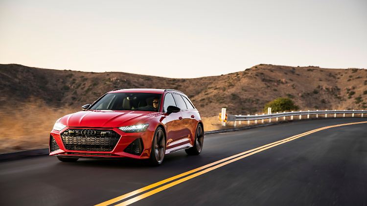 Erstmals wird der Über-A6 auch in den USA angeboten, wo die Konkurrenten von Mercedes-AMG oder Porsche mit solchen Konzepten schon länger Erfolge feiern.