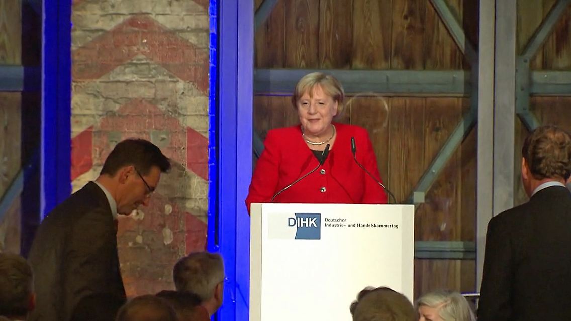 merkel dihk.jpg