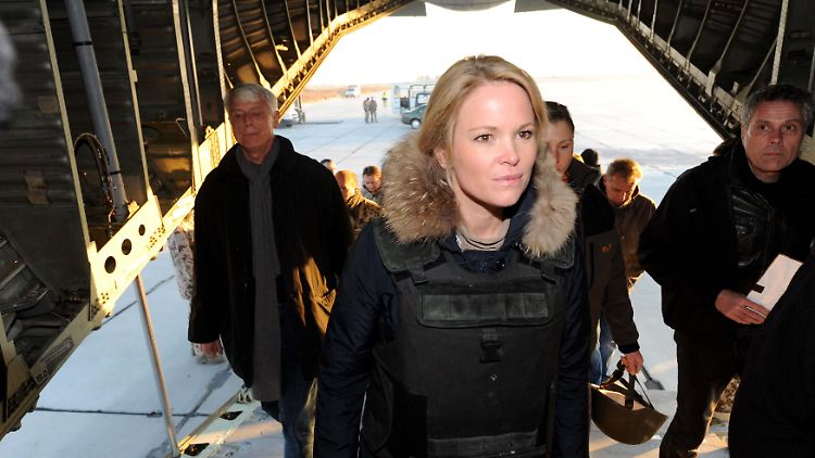 Stephanie zu Guttenberg in Afghanistan: Die Opposition ist empört.