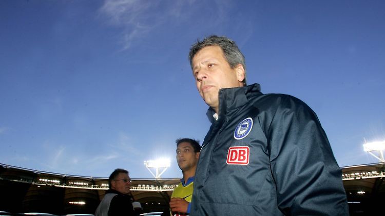Vor zehn Jahren war Lucien Favre Trainer in Berlin - und hatte da schon Sorgen.