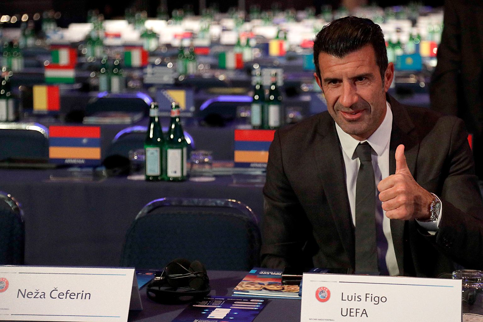 Hurra, (fast) alle machen mit: Erstmals findet im Sommer 2020 eine Fußball-Europameisterschaft nicht nur in einem oder zwei Staaten, sondern gleich in zwölf Ländern statt. 