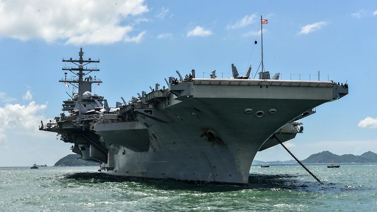 US-Flugzeugträger "Ronald Reagan" im Hafen von Hongkong im Jahr 2017.