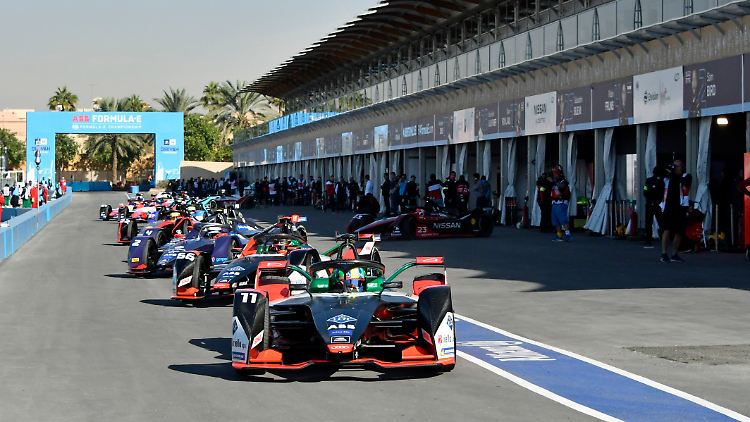 Das Fahrerfeld der Formel E ist gespickt mit Ex-F1-Piloten: Unter anderem Felipe Massa, Pascal Wehrlein, Stoffel Vandoorne und Sebastien Buemi sind in dieser Saison am Start.