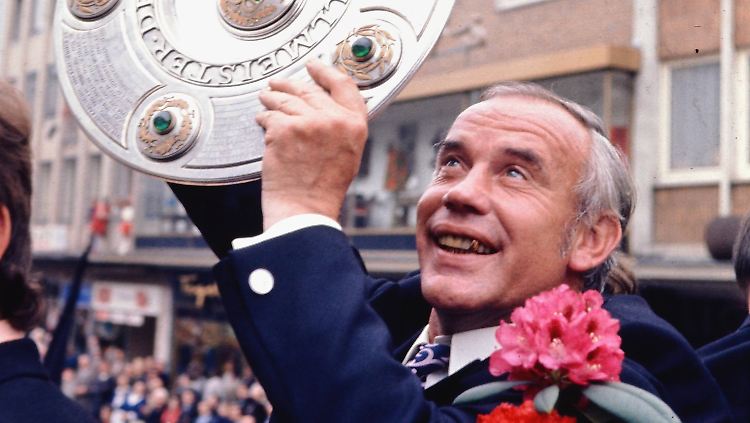 Seine ersten drei Meistertitel gewann Weisweiler 1970, 1971 und 1975 mit Borussia Mönchengladbach.