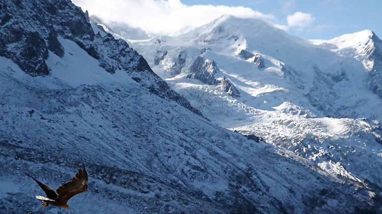 Malerische Kulisse für gefährliche Machenschaften: die französischen Alpen bei Chamonix.