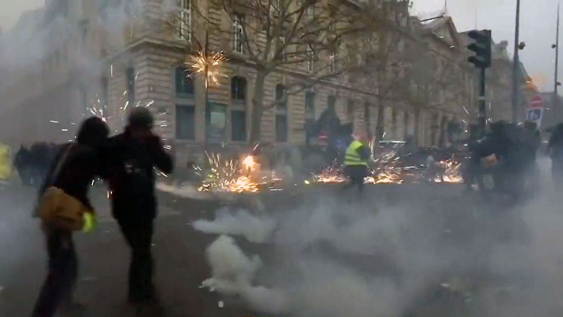 ParisStreikKrawall.jpg