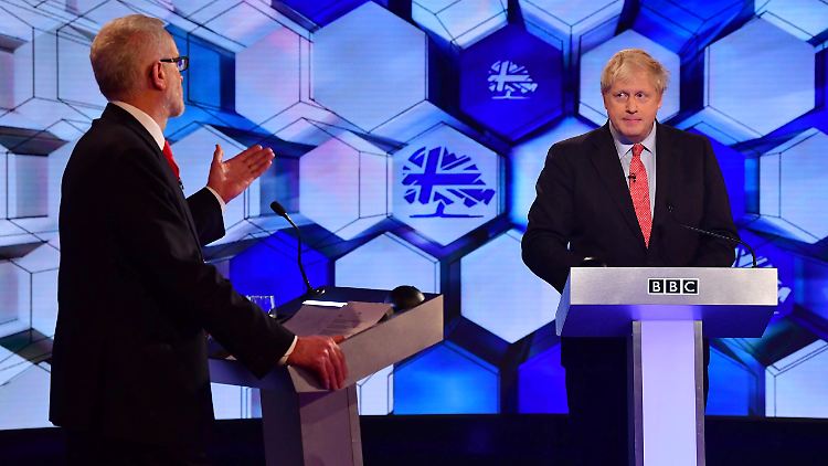 Showdown bei der BBC: Im letzten TV-Duell vor der Wahl machte Corbyn Druck. Ob es ihm hilft, ist fraglich.