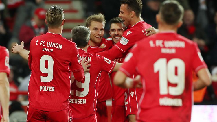 Andersson trifft gegen schwache Kölner gleich doppelt.