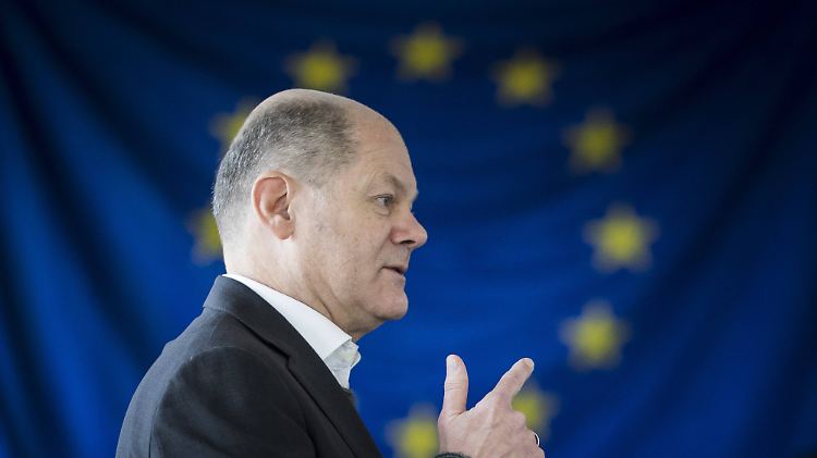 Die Zustimmung der anderen neun EU-Länder steht noch aus, aber Finanzminister Scholz hat das Geld schon fest verplant.