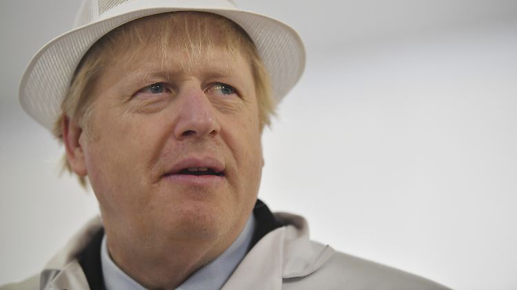 Premier Johnson liegt in Umfragen zur Wahl in Großbritannien vorn. 