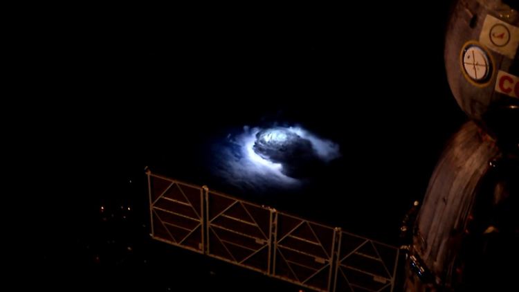 Gewittersturm, von der ISS aus aufgenommen.