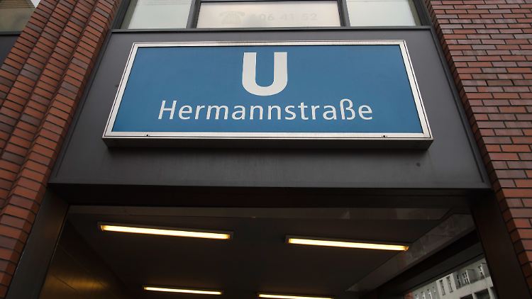 Ein technischer Defekt löste am U-Bahnhof Hermannstraße einen Großeinsatz aus.