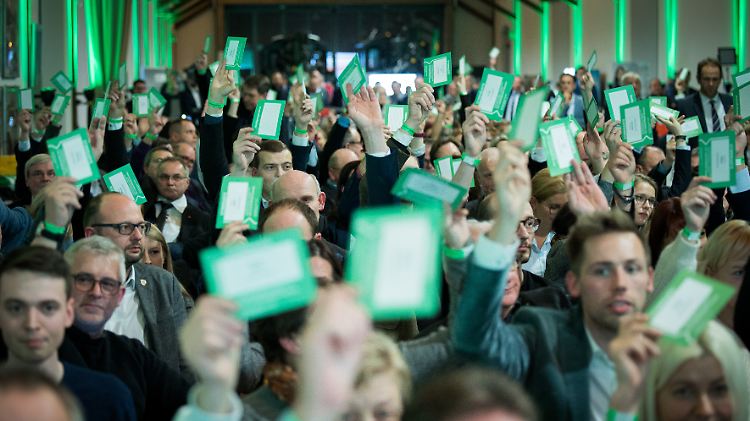 Ministerpräsident Kretschmer sieht "gute Ausgangsvoraussetzungen" für die Koalition - der CDU-Parteitag offensichtlich auch.