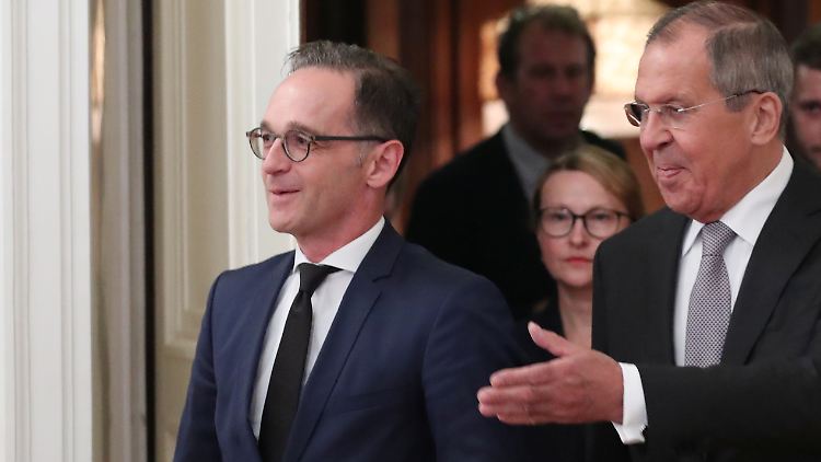 Haben es nicht leicht miteinander: die Außenminister Heiko Maas und Sergej Lawrow.