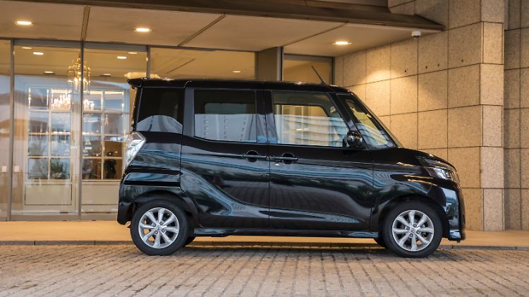 So ungewöhnlich die Form des Nissan Roox ist, so zweckmäßig ist er doch im dichten Stadtverkehr.
