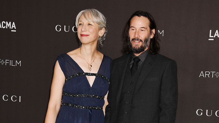 Keanu Reeves und seine vermutlich nicht mehr ganz so neue Freundin Alexandra Grant schritten erstmals im November gemeinsam über einen roten Teppich.