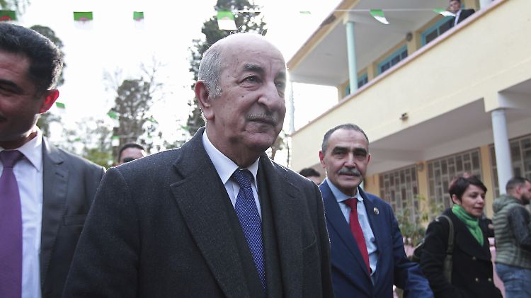 Der frühere Regierungschef Abdelmadjid Tebboune erhielt die absolute Mehrheit der Stimmen. EU-Wahlbeobachter waren nicht zugelassen.