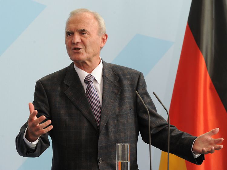 Saß bis 2006 als Chefvolkswirt im Inneren der EZB: Otmar Issing (Archivbild).