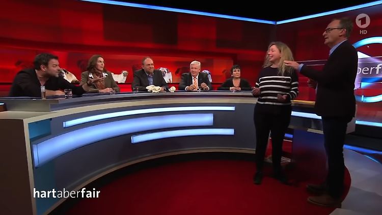 Moderator Plasberg nahm den Zwischenfall gelassen.